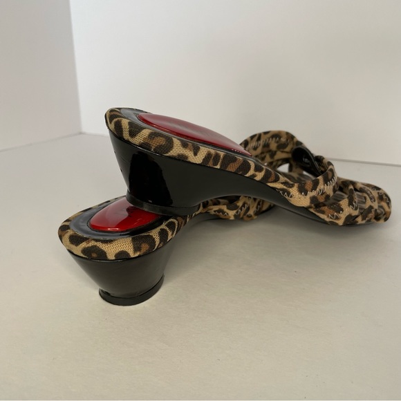 J. Renee’ Ridge Leopard Print Slip On Sandals Sz 8M - Picture 4 of 7